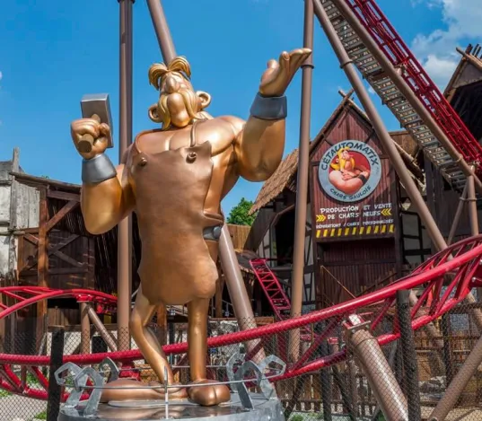 Parc Astérix réouverture 2026 : Le réveil du géant gaulois 3 cetautomatix